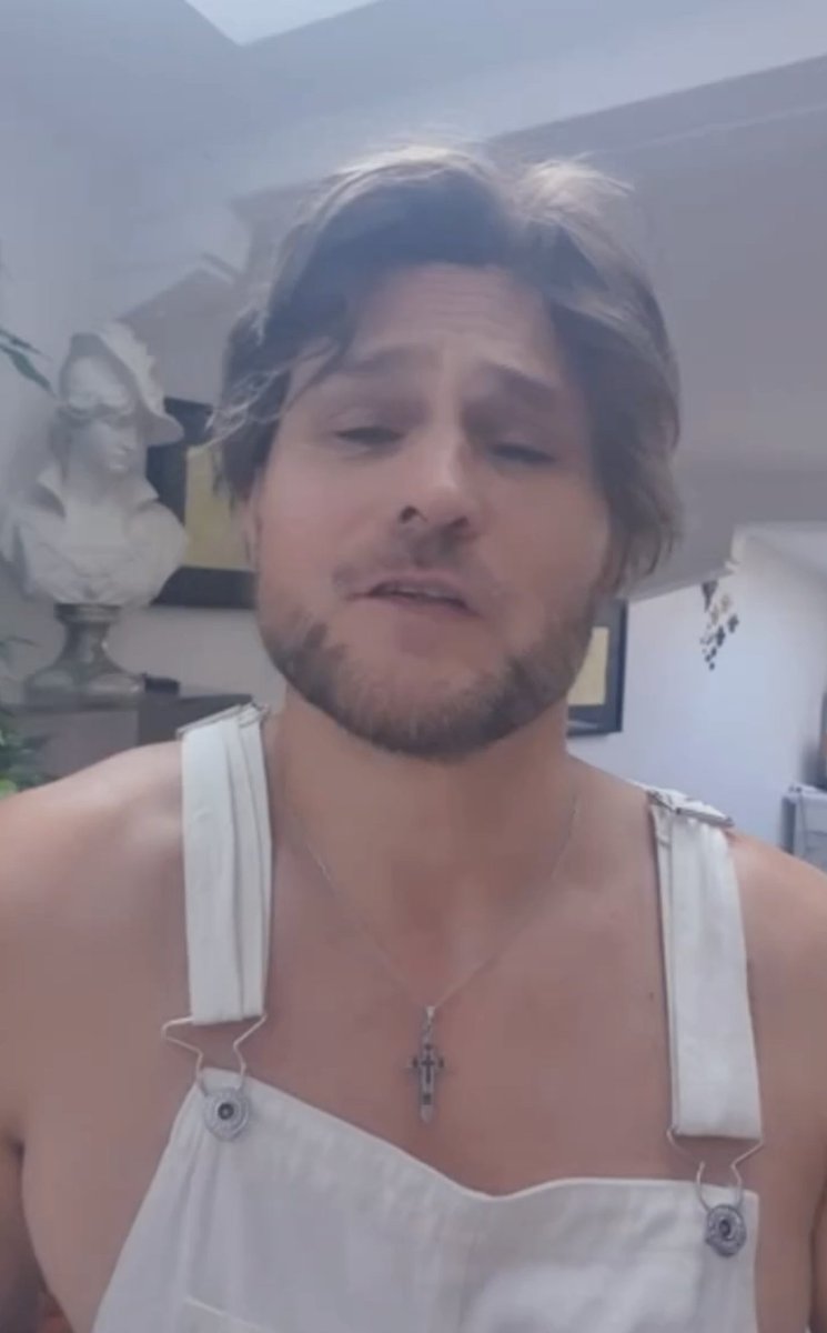 Le syndrome de l'imposteur 
Les causes du syndrome de l'imposteur :
Plusieurs facteurs peuvent contribuer au développement du syndrome de l'imposteur. L'un des principaux est le perfectionnisme. youtu.be/EQGQb8hA6ds via <a href="/YouTube/">YouTube</a>