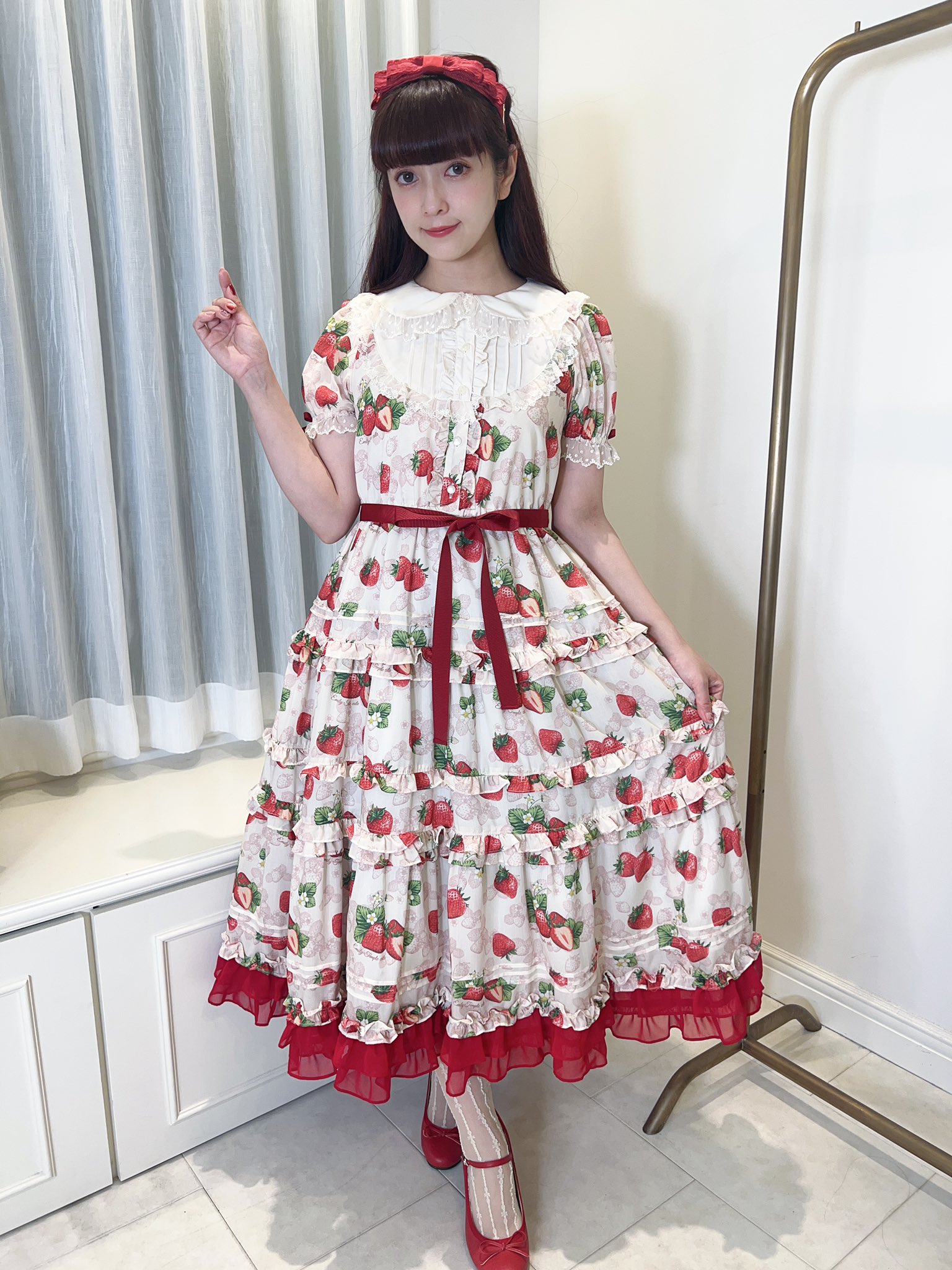 Emily Temple cute on X: 