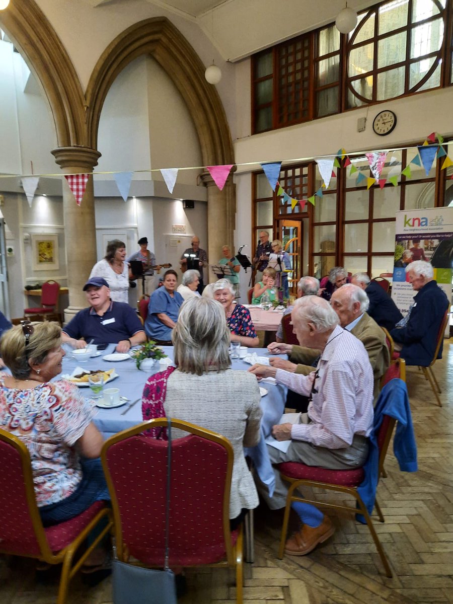 Kew Neighbours tweet media