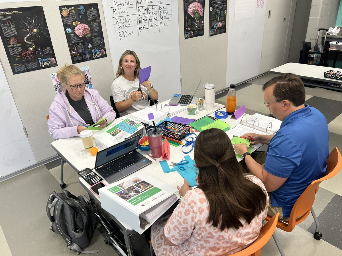 Melanie Gray tweet media