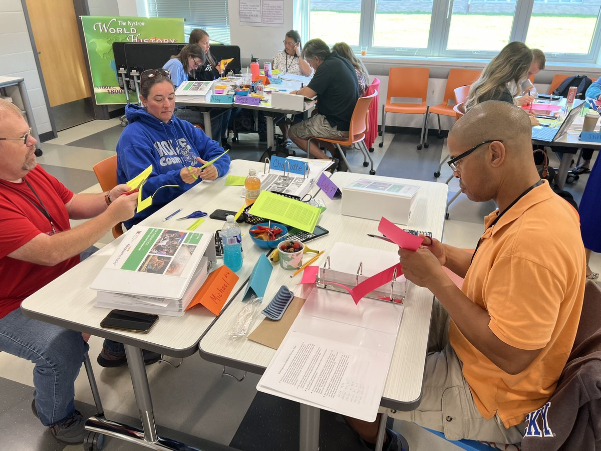 Melanie Gray tweet media