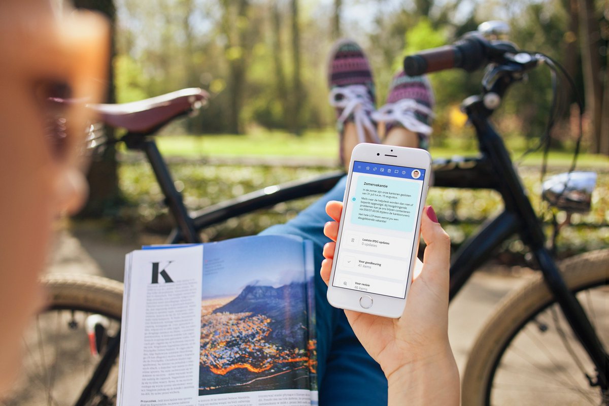 <vakantietips>

Is jouw website klaar voor een zorgeloze vakantie?

☀️ Plan de publicatie van nieuwsberichten, activiteiten, enz. in.
☀️ Zet de nieuwsbrieven klaar in de wachtrij.
☀️ Geef collega’s tijdelijk toegang tot de backoffice.

En vooral... relax!

#web #webdevelopment