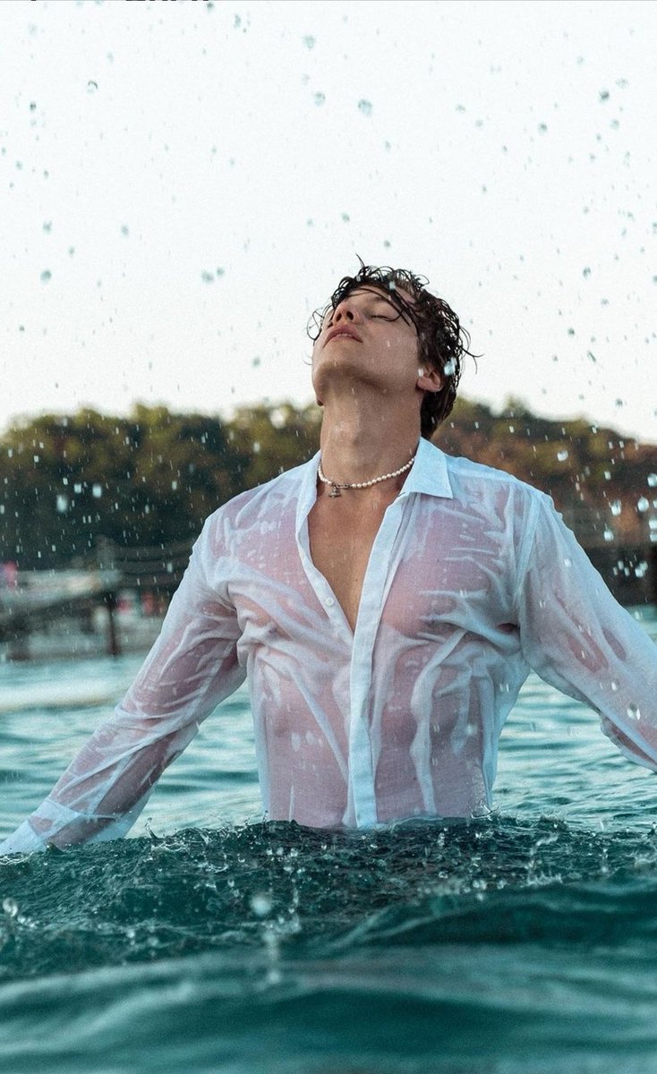 Ryker "Flyboy" Sammons.
Captain of the cheer squad. The fattest dick you've ever seen.
The reason the whole football team's walking funny.