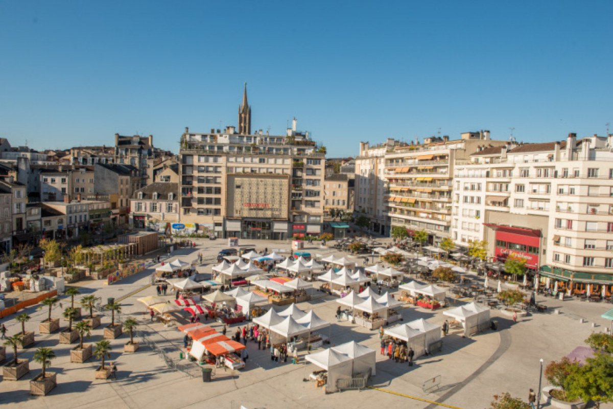 Apéritive Place de la République demain à 18h. Infos et réservation👉urlz.fr/mGc4 #Limoges