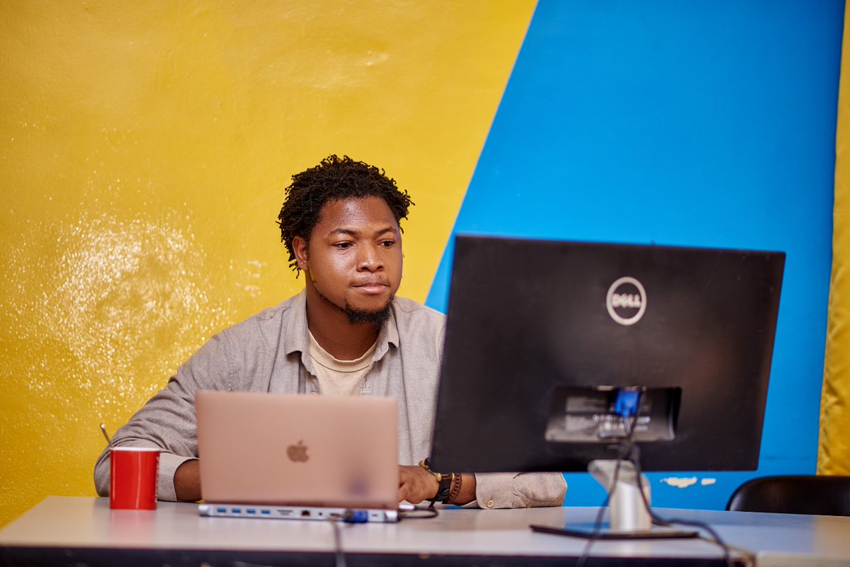 Géraldo SONOU, Développeur Web et Chef d’Agence de LIGHT Lab, partage comment il utilise le développement web pour résoudre les problèmes rencontrés par ses clients.

Tout commence par la compréhension des... la suite ici 👇👇👇
 light.bj/blog/comment-l…