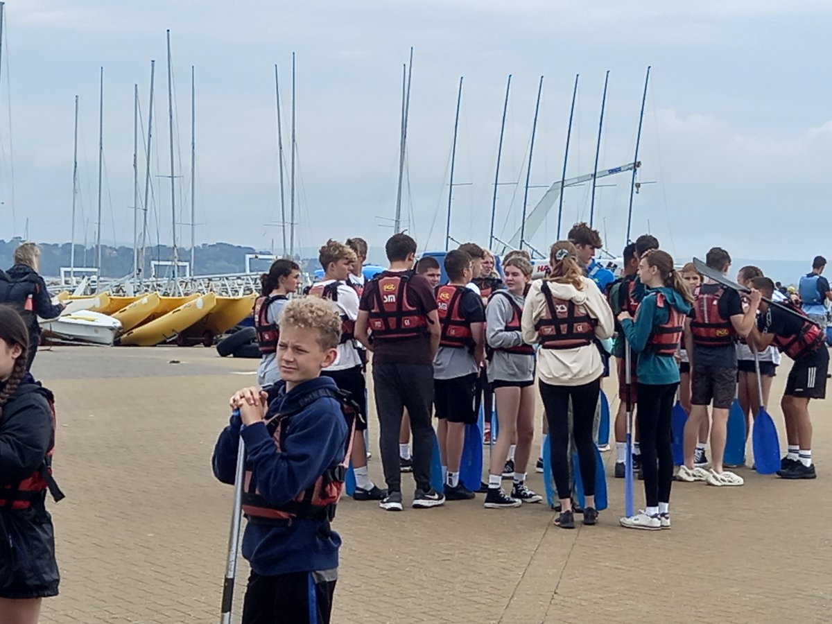 News_SGS's tweet photo. Our Y9s in action on the water at the PGL Osmington Bay. #enjoyrespectachieve https://t.co/Hx0j5wZOfn