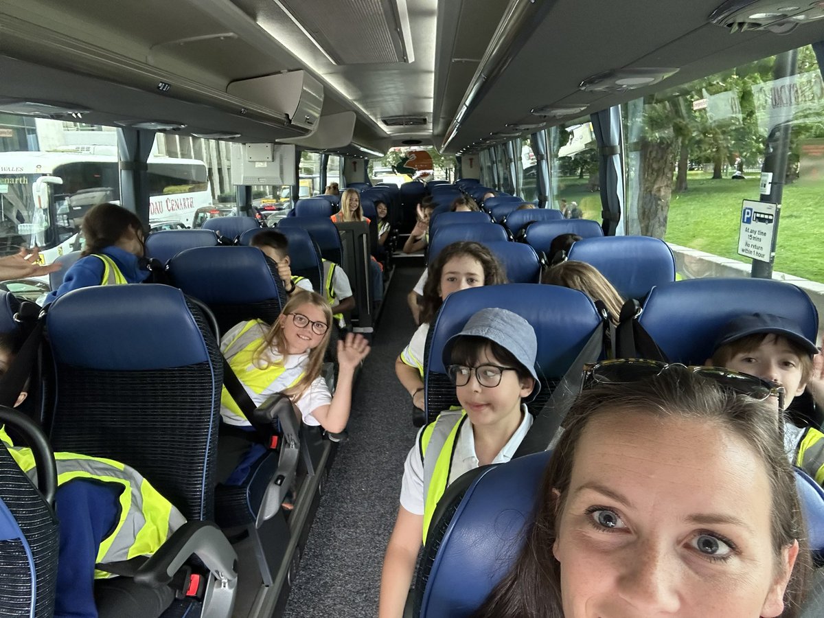We’ve had a great day and are on our way home. Hoping to be back by the end of the school day but that is traffic permitting!! We will keep you updated <a href="/MissBThomas_/">Bryony Thomas</a> <a href="/kilpatrickDeb28/">mrsK28</a> <a href="/WroxhamSchool/">The Wroxham School</a>