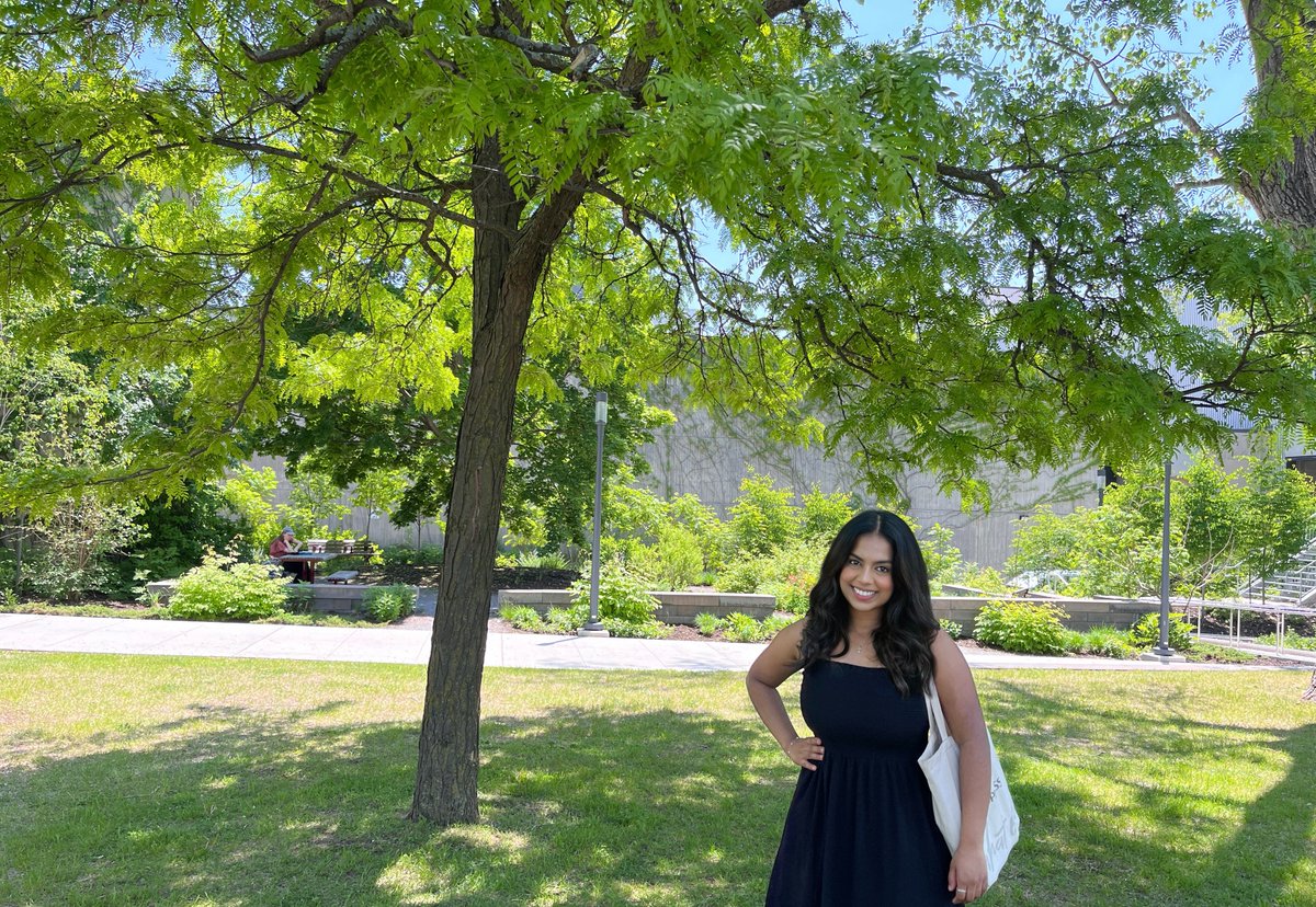 Ottawa is a city that cares, a city that volunteers. Ayat Ibrahim and Anjana Balachandran of @uOttawa received the @FCM_online scholarship for their research on women in politics. Beyond academics, they both volunteer to support women and vulnerable populations in their