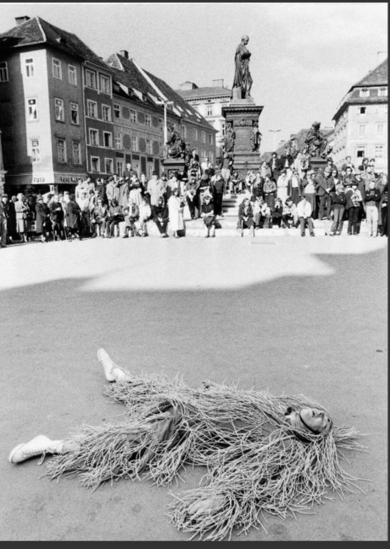When I told my dad I was off to Graz for #DH2023 he quipped that he was arrested in Graz twice for street theatre in 1979. Coincidentally, this story has revealed the wonderful #digitalarchive for the Steirischerherbst festival! Worlds collide!
archiv.steirischerherbst.at/en/editions/19…