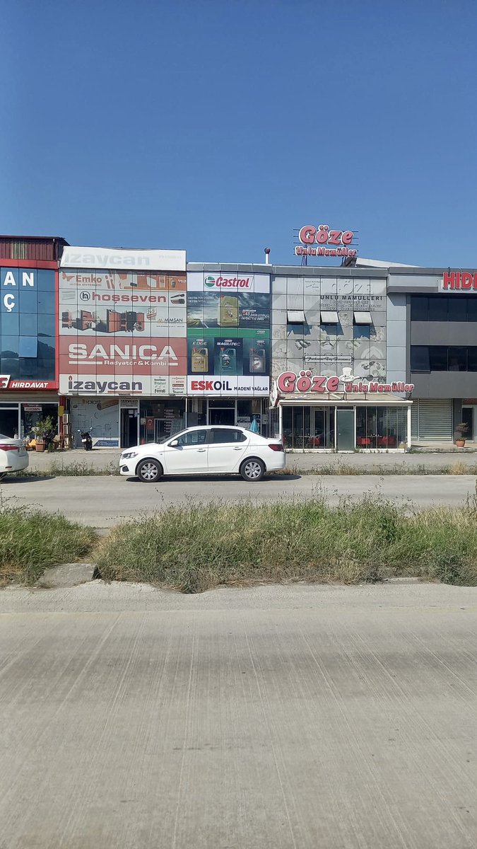 AdrenalinAjans's tweet photo. Castrol • Tunalar
Karadeniz bölgesi kurumsal açıkhava reklam uygulamalarımız devam ediyor. #castrol #tunalar #karadeniz #kurumsal #madeniyağ #tabela #kurumsalkimlik #global #samsun #amasya #sinop #tokat #ordu #giresun #trabzon #rize #artvin #volkswagen #seat https://t.co/jqL4yUqhTA