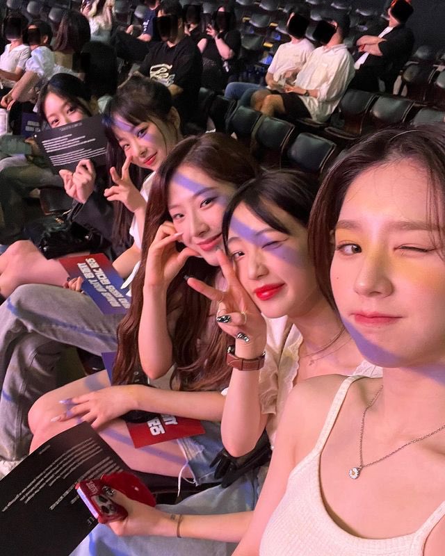 loonapress's tweet photo. [IG] 230712 #Heejin Instagram update #1

#이달의소녀 https://t.co/4Jc2md68kS