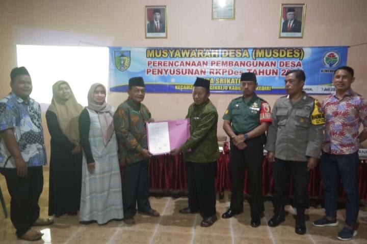 NElisfatus's tweet photo. #DanaDesaNaikEkonomiMembaik

@jokowi 
@halimiskandarnu
@Kemendespdtt
@malik_haramain
@imansyukri
@taufikmadjid71
@yusradaridesa
@azzameldzikrie 
@tppkemendes
@M1ftahulMun1r https://t.co/sx1ZxBVYAv