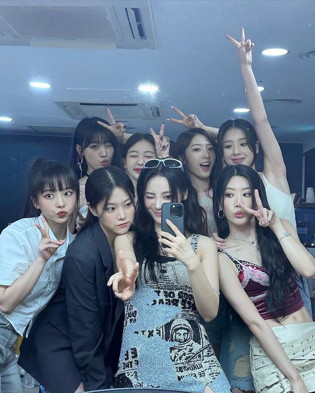 loonapress's tweet image. THEYYYYY!!!!!!