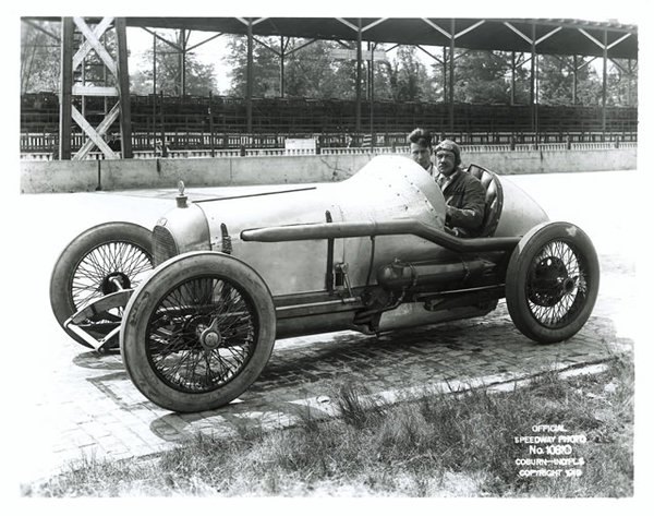 319 days til 108th #Indianapolis500 Mile Race @IMS #IsItMayYet 1919 #28 Roscoe Sarles finished 33rd with just 8 laps completed. #Indy500 #IndyCar