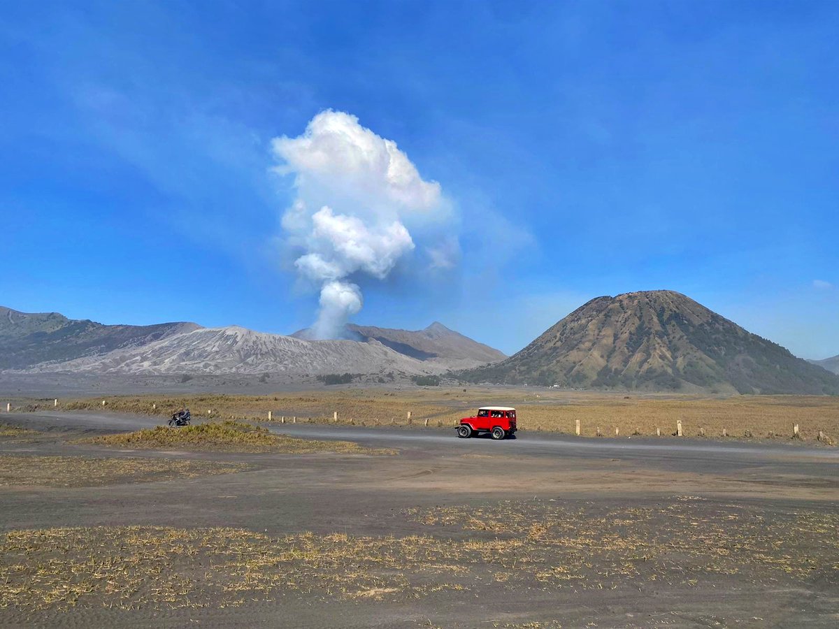 TourPaketJogja1's tweet image. Melayani paket wisata Jogja, Borobudur, Bromo, Malang, Kawah Ijen selama 5 Hari. Admin
Info lebih detil klik tourpaketjogja.com/product/java-o…
#paketwisata #javatour #borobudur #bromo #ijen #tourpaketjogja