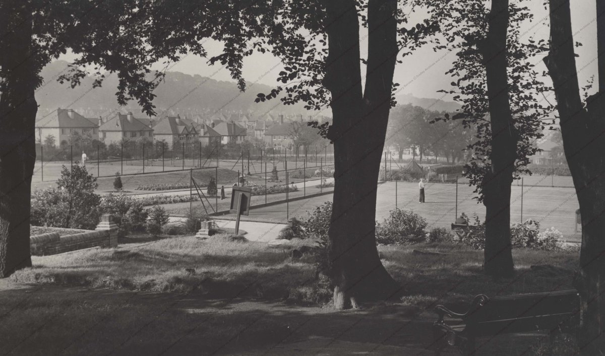 Did you know that #Dudley has its own #Wimbledon champion?

Dorothy Round won the Ladies’ Singles in 1934 &amp; 1937 &amp; the Mixed Doubles titles in 1934, 1935 &amp; 1936.
Images: Opening tennis courts in 1956 [p7/679];
Priory Park tennis courts, c.1940s [pto/3464].

#WayBackWednesday