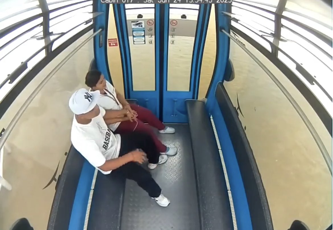 Aerovia video twitter - CENTRO Digital on X: 🗣️ Escándalo en aerovía de  Guayaquil. Personal de monitoreo reportaron a una pareja teniendo  relaciones sexuales en una cabina de la aerovía. Transporte aerosuspendido