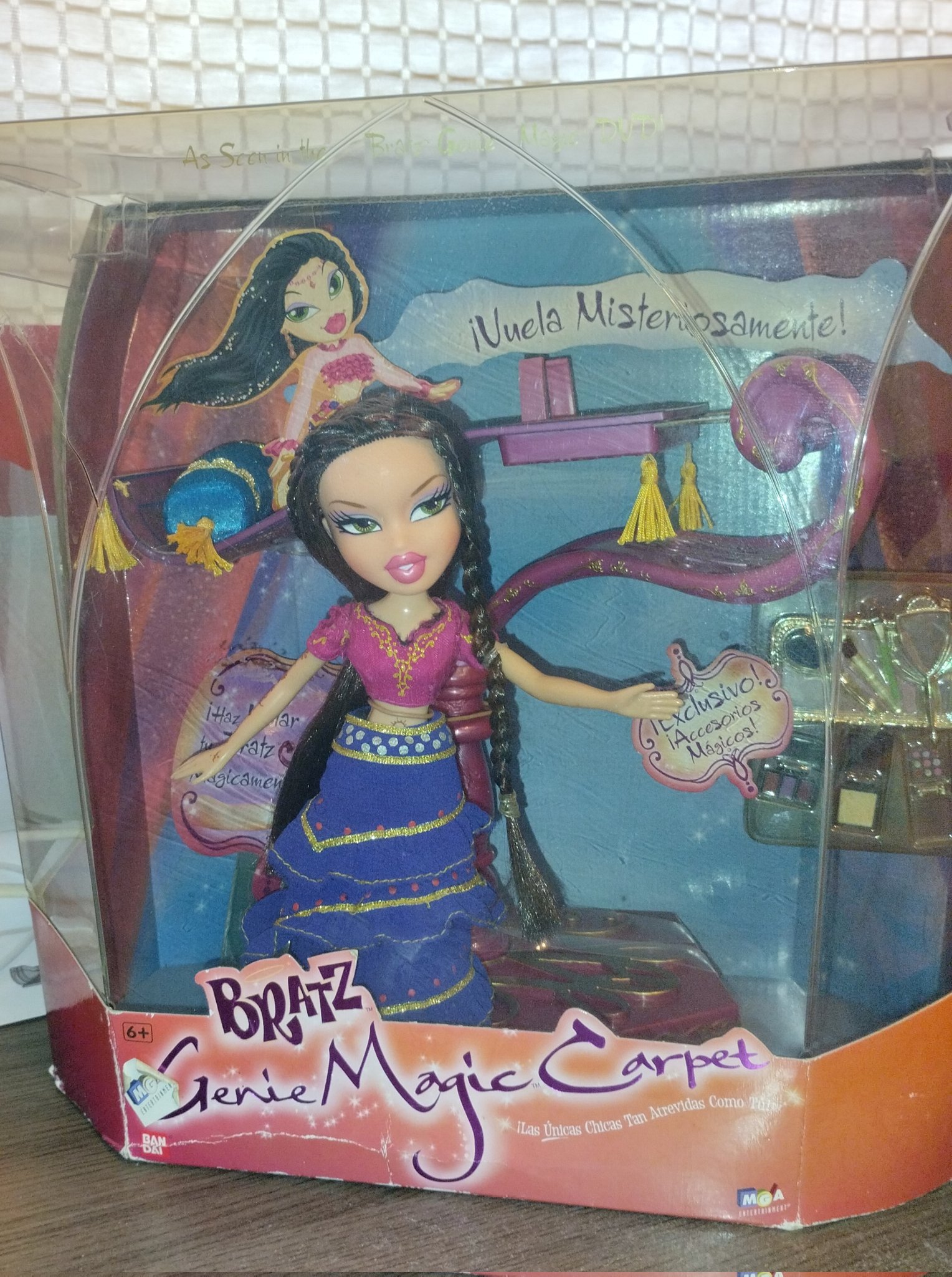 Chico Muñeca™ on X: Just got the Bratz Genie Magic Carpet with