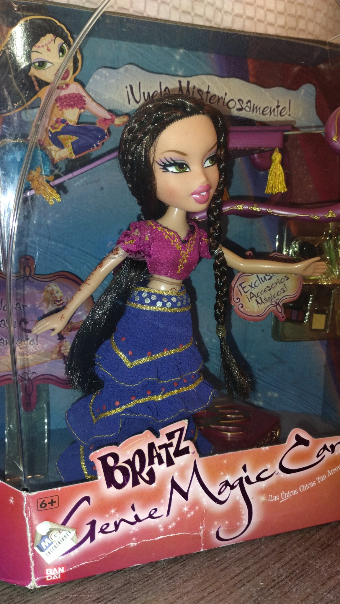 Chico Muñeca™ on X: Just got the Bratz Genie Magic Carpet with