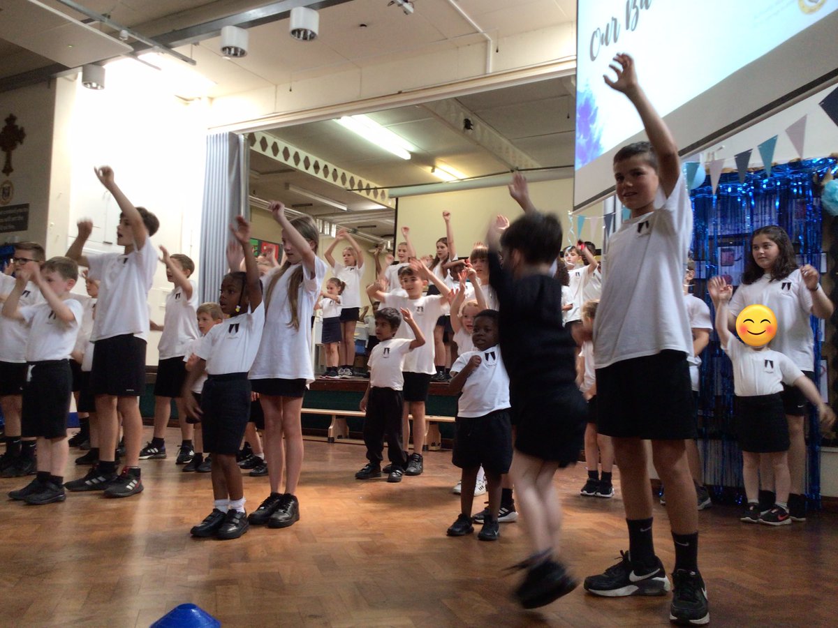 St Romero tweet media