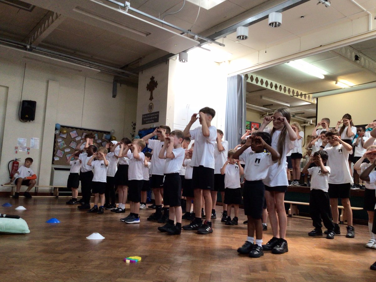 St Romero tweet media