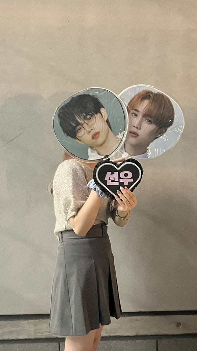 kmswl2's tweet photo. THE BOYZ 2ND WORLD TOUR
ZENERATION IN SAITAMA☽

🩶🎶230701🎀✨

 #theboyz  #더보이즈  #ドボイズ #ドボ #theboyz好きな人と繋がりたい  #theboyz好きな人と仲良くなりたい  #thebと繋がりたい #ドビと繋がりたい #ドビと仲良くなりたい #ドビ #sunwoo  #선우 #김선우 #ソヌ #ソヌペン #fff https://t.co/eik3oq7b1S