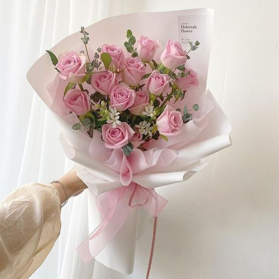 prettiestavenue's tweet photo. fresh flowers https://t.co/CC0X2lmAy1