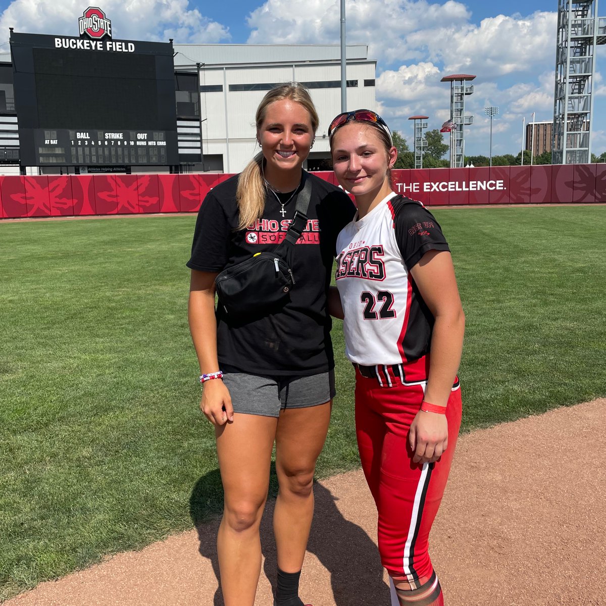 Loved being @OhioStateSB camp with @cortellettite24 and @KamiKortokrax It's alway so much fun to get to work with the players I look up to! Team Red Coaches for the win both days! @LasersScarlet07