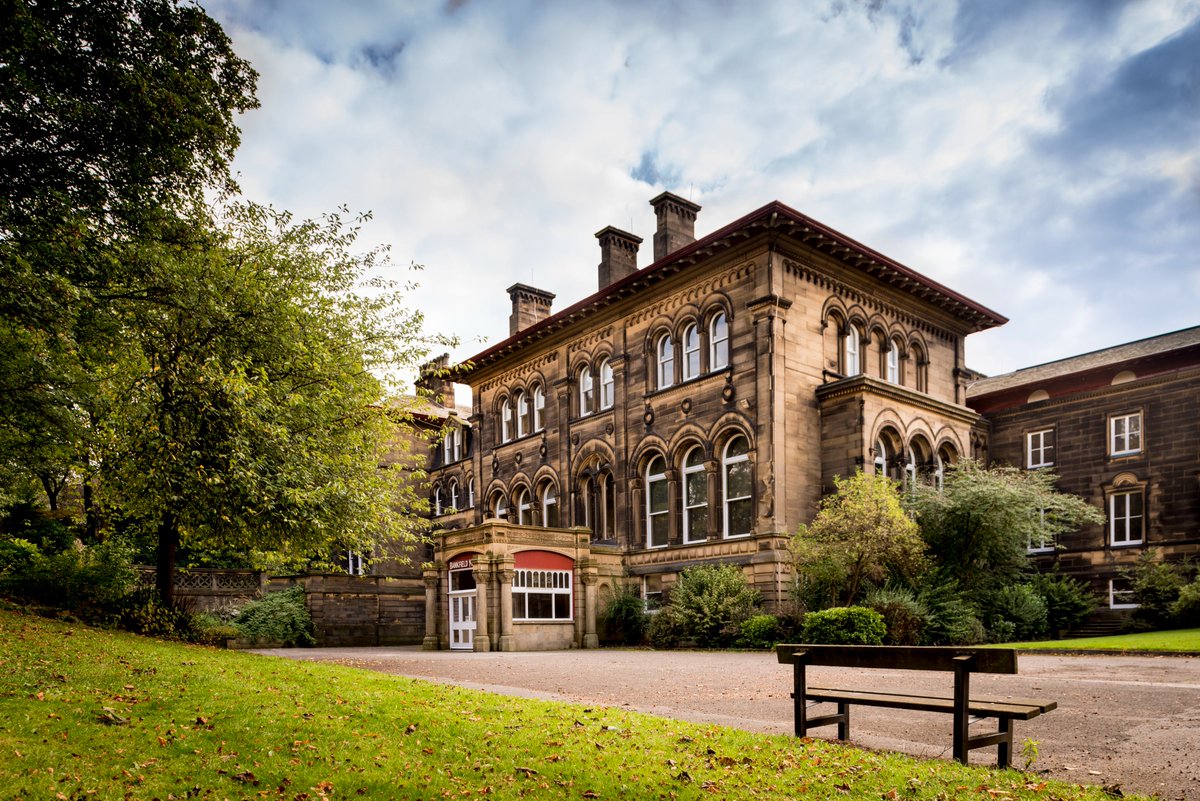 VisitCalderdale's tweet photo. Duke of Wellington’s Regiment @BankfieldMuseum  represents their history, from its formation in 1702 as the 33rd Foot, to becoming part of the Yorkshire Regiment in 2006. The Museum tells the stories of the soldiers using their own words. #HeritageIsOpen https://t.co/mTVKGFhIrP https://t.co/2w8hrJIVcj