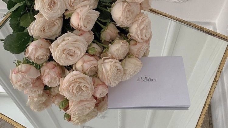 chanelkake's tweet photo. flowers, flowers &amp; more flowers ♡ https://t.co/A3kg2ixcJl