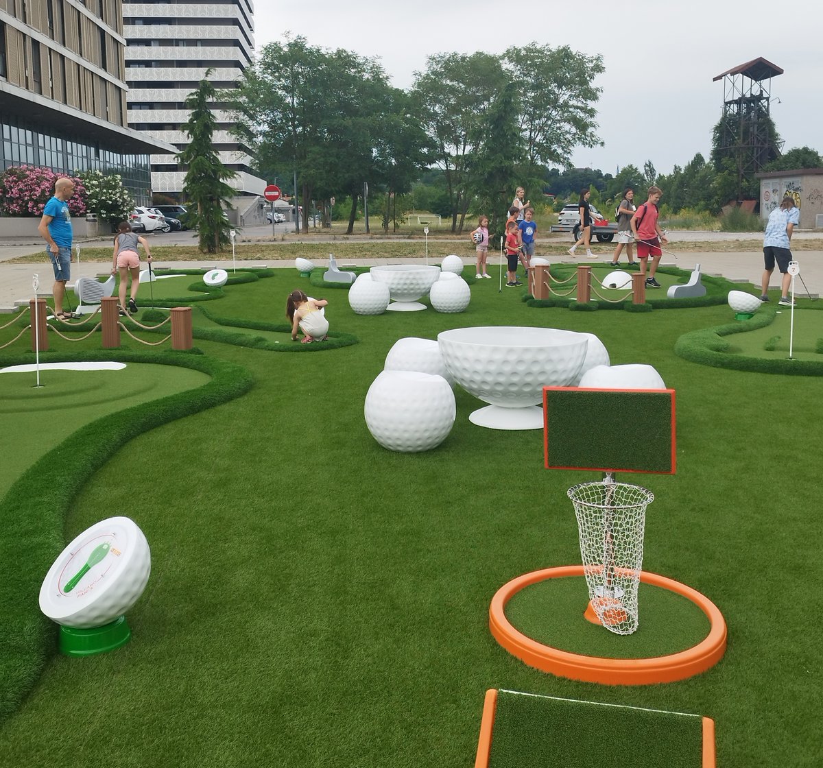 Minigolf35 tweet media