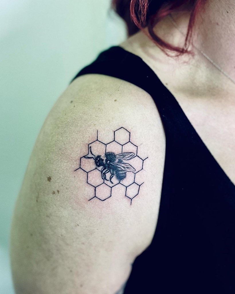 goms_ink's tweet photo. iG  @goms_ink https://t.co/PXKDROTBp0
