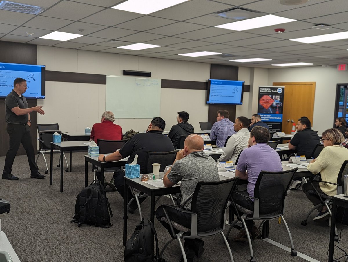 WZ_Training's tweet image. We have a full classroom this morning at the WZ home office!

#interviewtraining #ProfessionalDevelopment