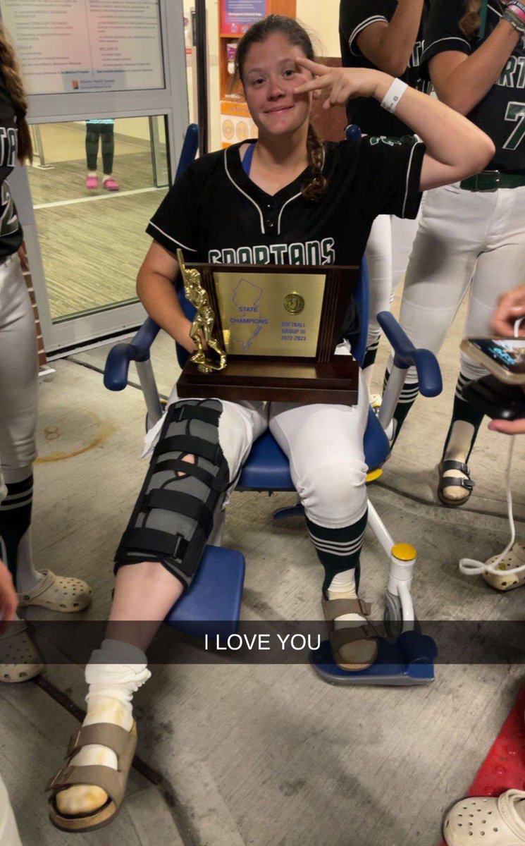 Izzy Bonacci tweet media