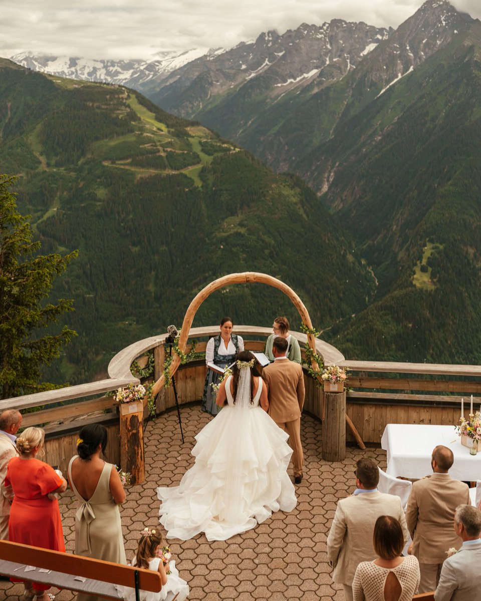 FlashbulbWales's tweet photo. This location. This couple. This view! Just THIS! Yes yes yes. Missing Austria a lot. And yes, we do destination weddings for photography &amp; videography. 
.
.
.
@hanzjarvis #morilee #mossbrossuit #austriawedding #destinationweddingphotographer #destinationweddingvideographer #epic https://t.co/Km3NnDI6pF