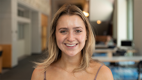 Congratulations to alumna Jaqueline Katzman (<a href="/katzmanjackie/">Jackie Katzman</a>), who landed a tenure-track position at John Jay College! She explains her unusual career path and shares tips for other grad students gc.cuny.edu/news/psycholog… <a href="/GC_BASP/">GC Basic and Applied Social Psychology</a>