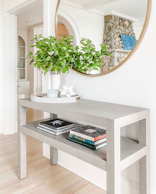 A matching #colorscheme can be tricky. Here are some #hometips to find the right wall color to match light wood floors.  cpix.me/a/173445590