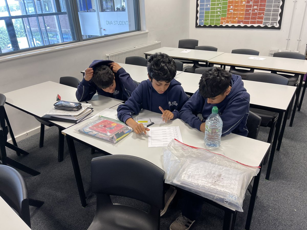 dixonsma_maths's tweet photo. Bit of cross-curricular work today to celebrate Sports Day - Mr Evans’ second favourite day of the academic year except Pi Day; obviously.

8.5 absolutely loving their real world maths applications 💥 @DixonsMA_2028 @DixonsMA 

🧵(1/n) https://t.co/rGbDNEYv7y