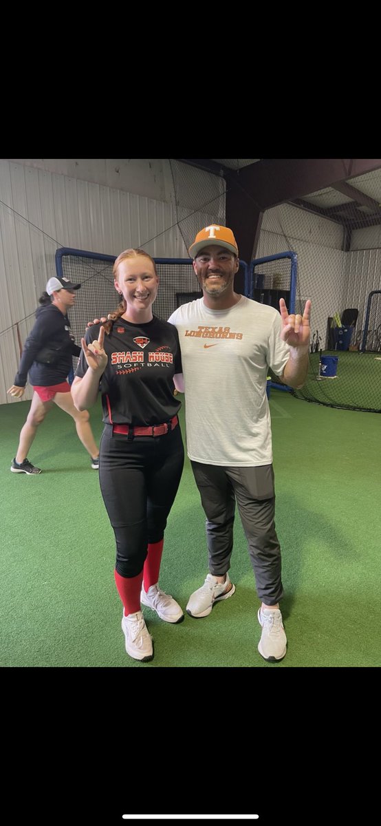 ChloyCreech1's tweet photo. Amazing day at camp at @GSU_Softball and I got to meet several other amazing coaches! Thank you for a great camp, going to keep learning and improving! @TexasSoftball @GatorsSB @Vol_Softball @07_premier https://t.co/DA53NdmFd4