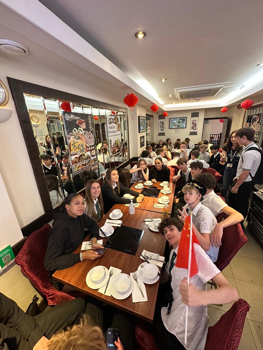 BohuntWokingham's tweet photo. Mandarin Culture Experience in China Town today….#gamechangerweek #studentlife #enjoyrespectachieve https://t.co/5BMpRYAber