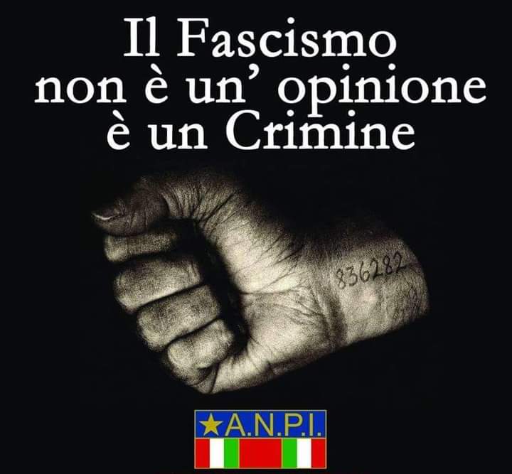 villani_e's tweet photo. @ilgiornale L'Europa schifa i #fasci e le #Fasce , ve ne dovete fare una ragione. https://t.co/6UML0D5v7g