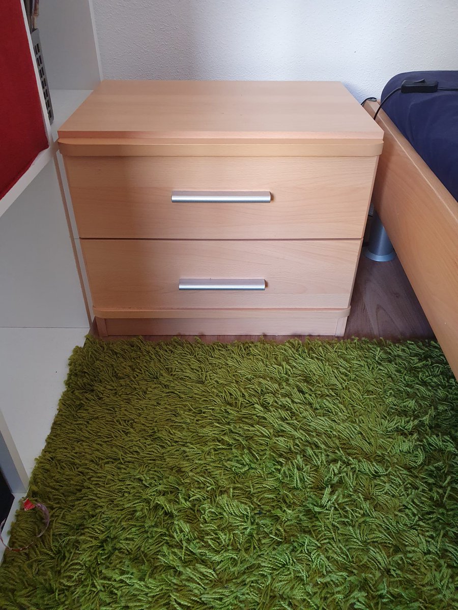 birgitlissowsky's tweet photo. Bitte um fleißige Retweets 🙏, da wir die #Studentenbude bis Ende Juli in #Eichstätt  auflösen: 

Verkaufen wir gerade bei #Kleinanzeigen. Hat jemand vielleicht Interesse?
Bett 120×200 cm

Gerne Rückmeldung auch per DM ❤️

https://t.co/ea68Sq9cAU https://t.co/UhG3eBYqxE