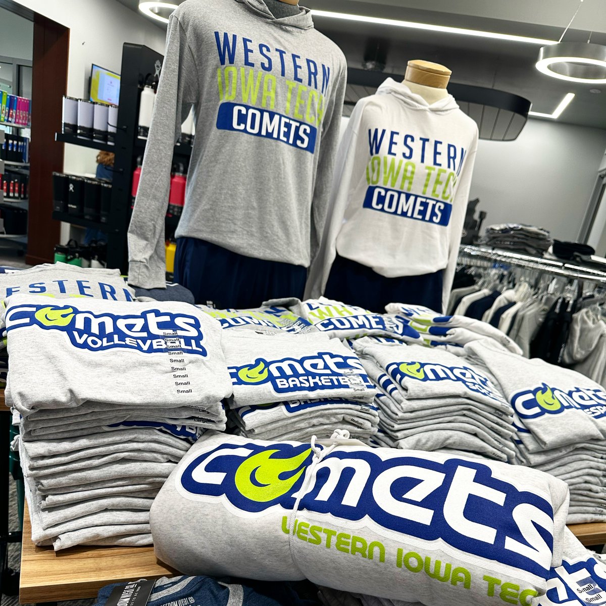 WIT_Comets's tweet photo. Gear up and launch into the excitement! Get ready to support our stellar athletes this fall with our brand-new Comets gear, now available in our campus bookstore. Show your pride and shop now. ☄️  #CometsUnleashed #SupportOurAthletes #GearUpForSuccess #WITComets https://t.co/mgdFihmsUh
