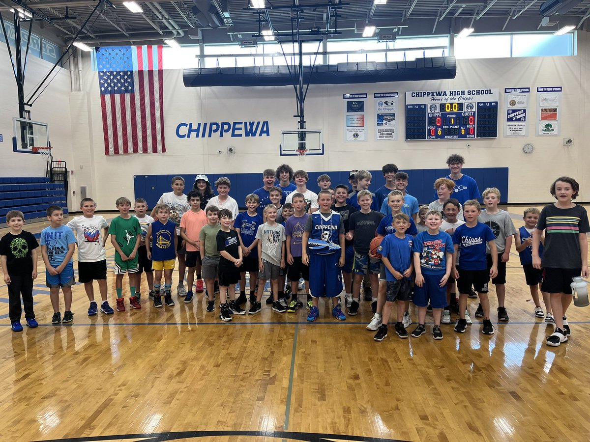 Great two days of kids camp! The high school coaches got the gym jumping and the youngsters played hard. #GOCHIPPS