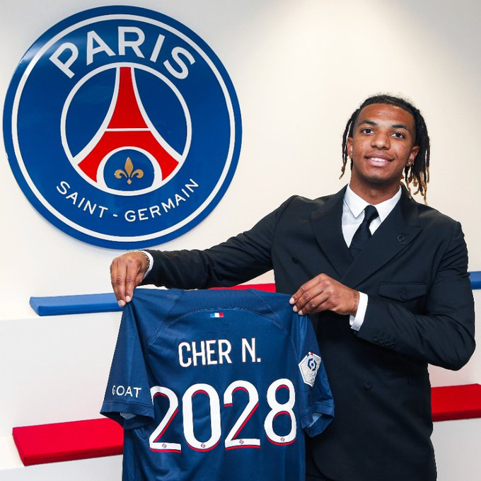 Cher Ndour 🇮🇹🇸🇳
18 anos
Médio Centro / Médio Ofensivo / Segundo Avançado
Benfica B 🇵🇹 -> Paris Saint-Germain 🇫🇷
CUSTO ZERO

#CherNdour #Benfica #PSG #LigaPortugalSabseg #Ligue1