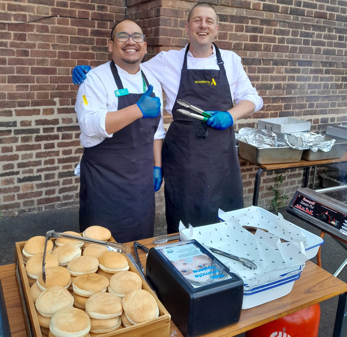 Rob Cass 👨🏼‍🍳 AKA The Marching Chef tweet media