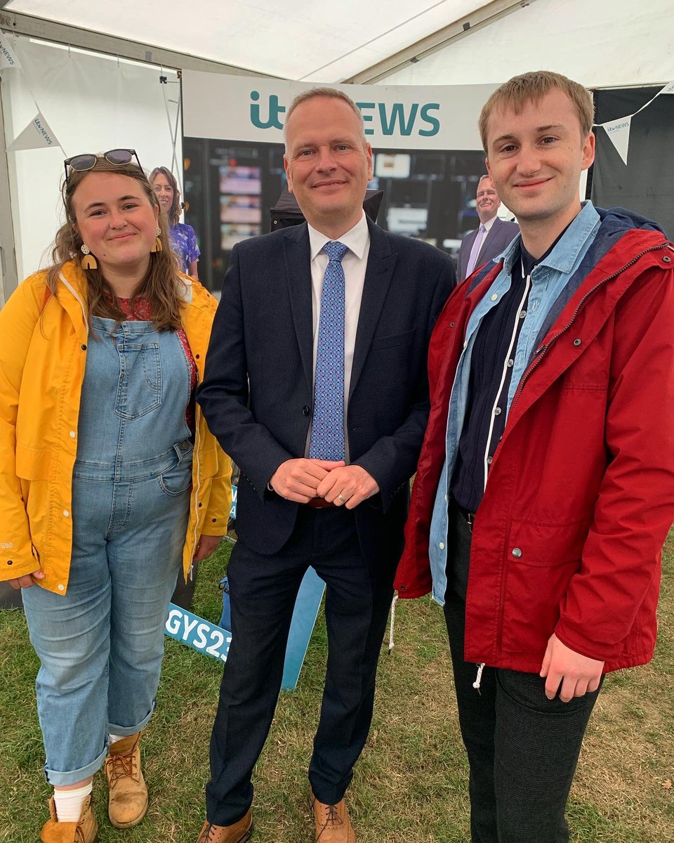 And it was brilliant to meet <a href="/IanWhiteNews/">Ian White</a> today at the #GYS2023 and thanks for the chat <a href="/TinaGelderitv/">Tina Gelder</a>