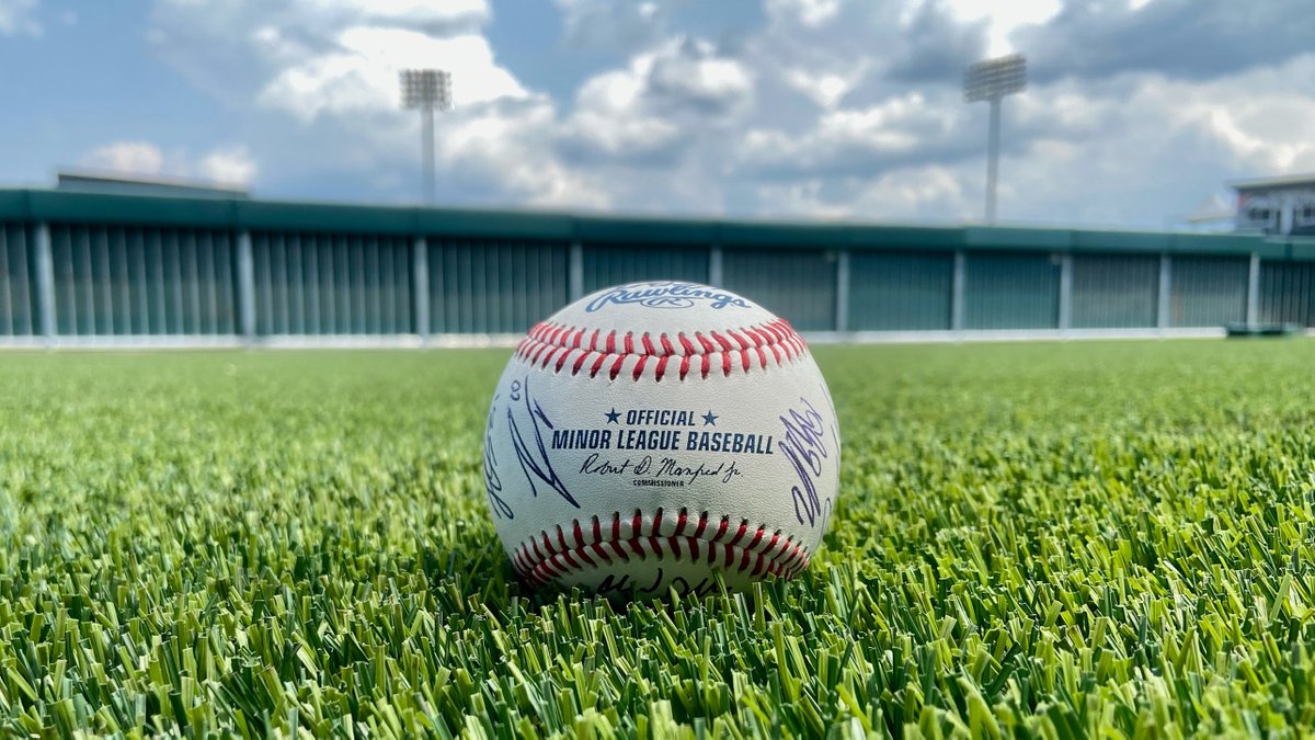 FisherCats's tweet photo. 🚨 GIVEAWAY ALERT 🚨

RT, ❤️ & follow to make this 2023 autographed ball AND 2 tickets to any game this season yours!