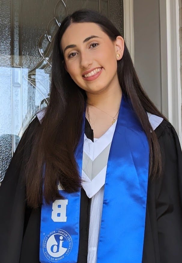 Congratulations to Sofia Silva, a graduating student of the IB Programme at <a href="/STAOakville/">STA Oakville</a> for scoring an impressive 43 out of 45 possible points in her studies!👏🏆🎓

Read more: hcdsb.org/2023/07/phenom… @ibstaoakville #HCDSBachieving
