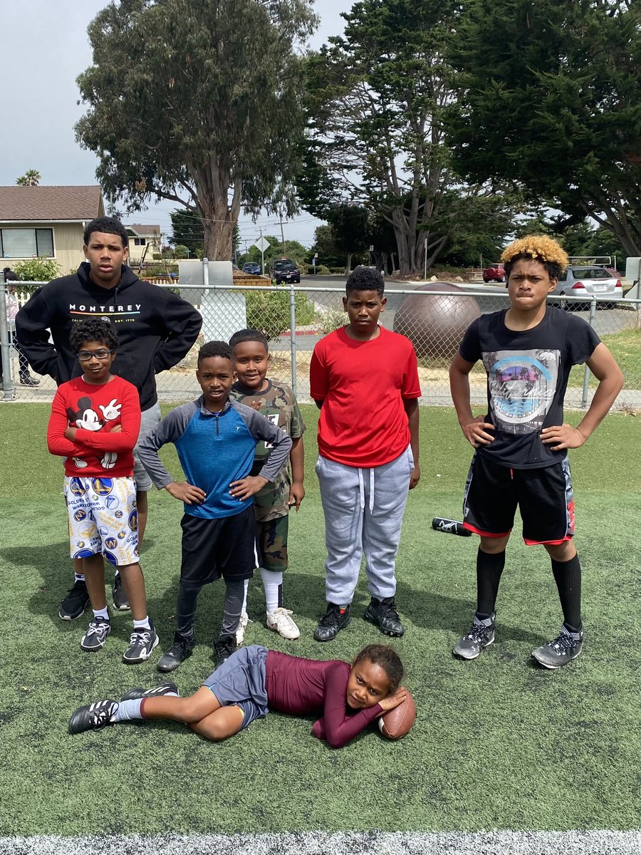 Stingrizay's tweet photo. Great job today I see you all getting faster &amp; faster!!

#workout #speedtraining #sprinttraining #speed #fast #getfaster #plyometrics #explosiveworkout #goodjob #hardwork https://t.co/DaB1WJnW9e